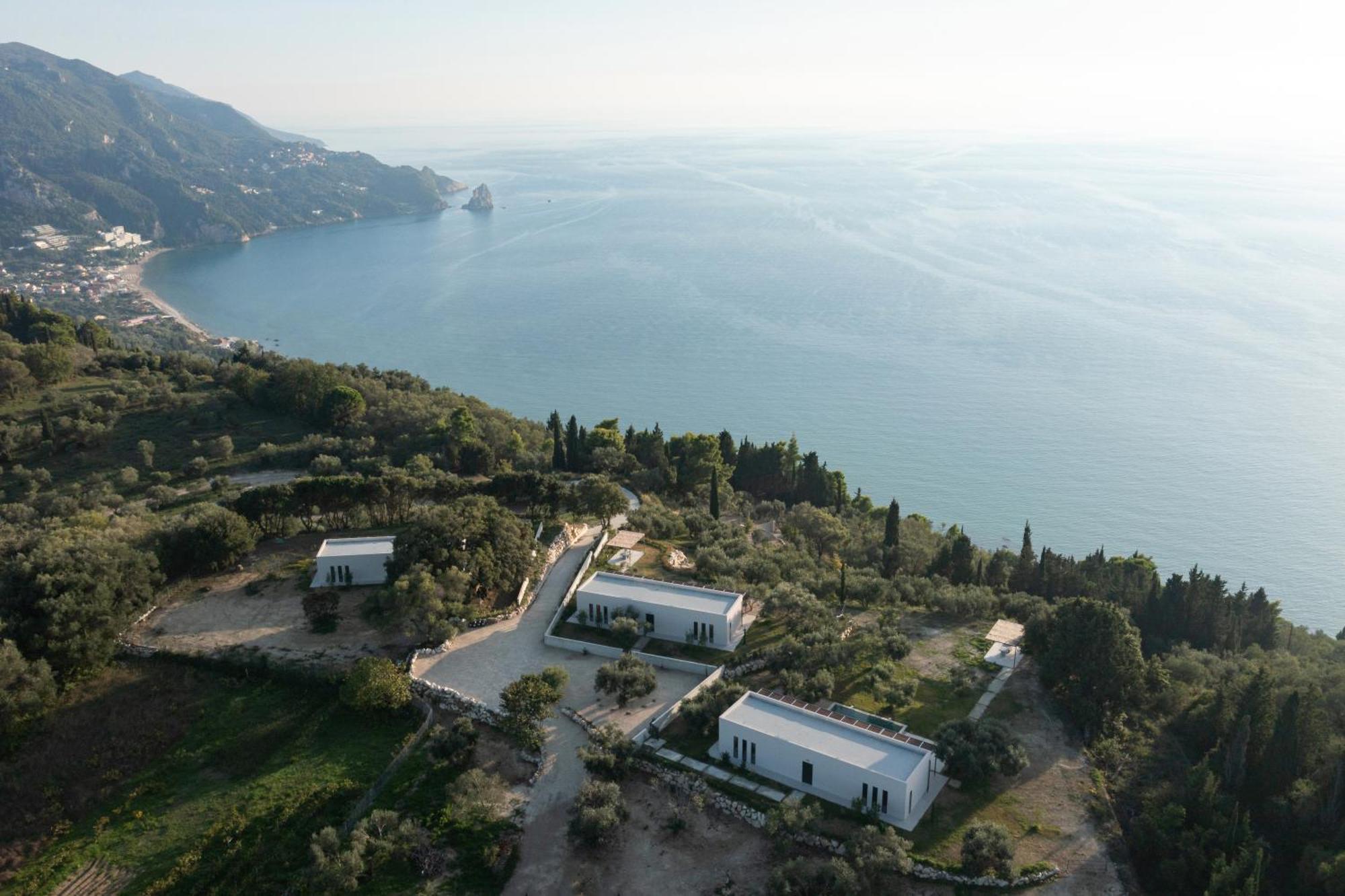 Вилла Paloubi Estate Sinarades Экстерьер фото